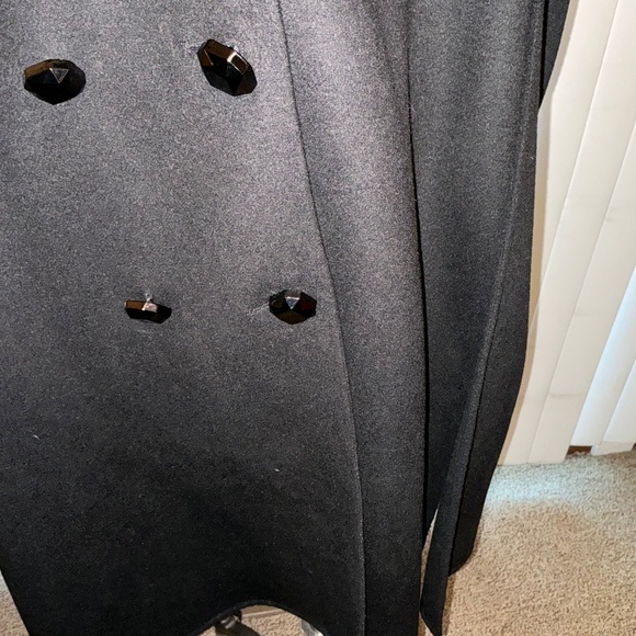 Nanette Lenore xl black poncho with faux fur - Picture 4 of 12